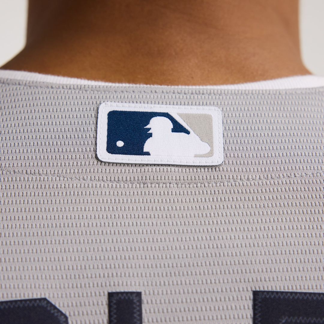 New York Yankees Nike Replica Jersey Gray